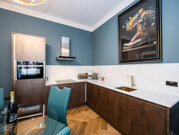 The Endeavour Suite at Serenity Suites (21)